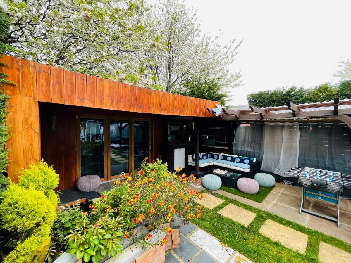 Tropical Style House Near Newcastle City Centre Newcastle upon Tyne Exterior foto